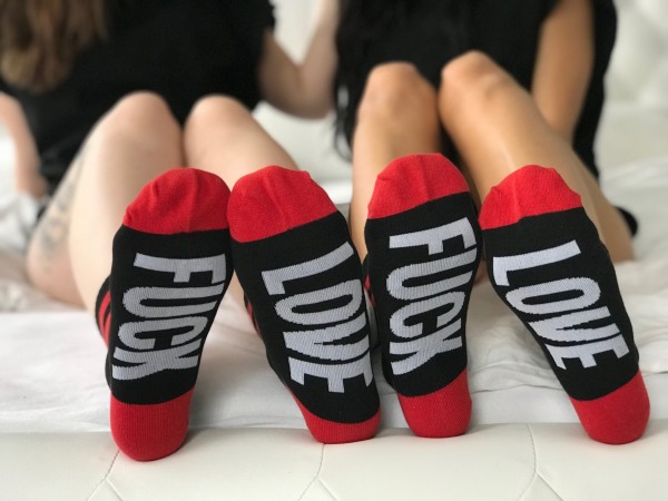 Socken-SET &quot;FUCK LOVE&quot;, 3 Paar in rot/schwarz